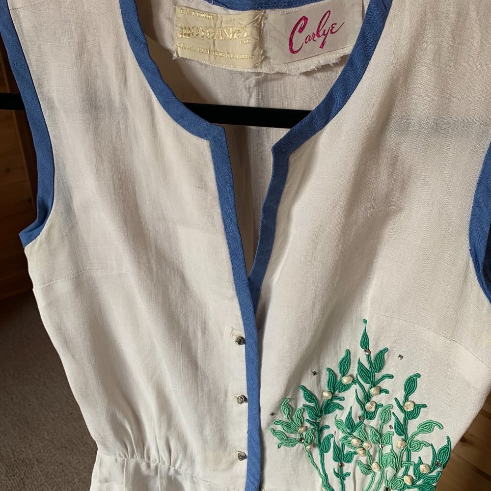 Vintage Carlye Linen Dress with Rhinestone Buttons - Picture 6 of 7